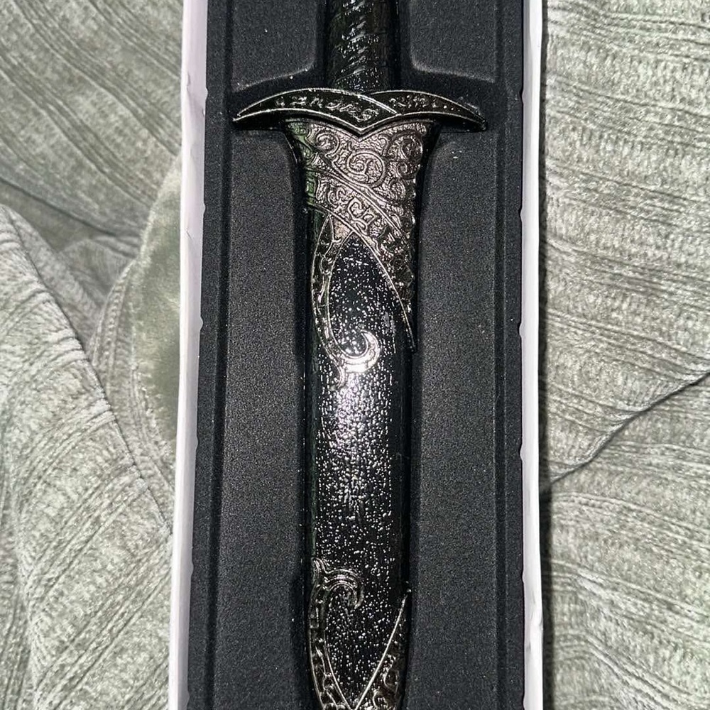 Elvish lord of the rings Intricately Designed Dagger and sheath